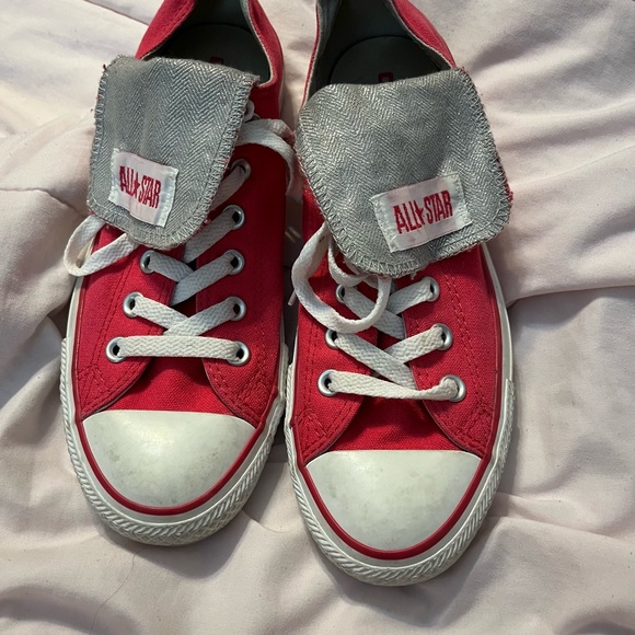 Converse Shoes - Converse women pink Canvas Low-Top Sneakers with White Accents